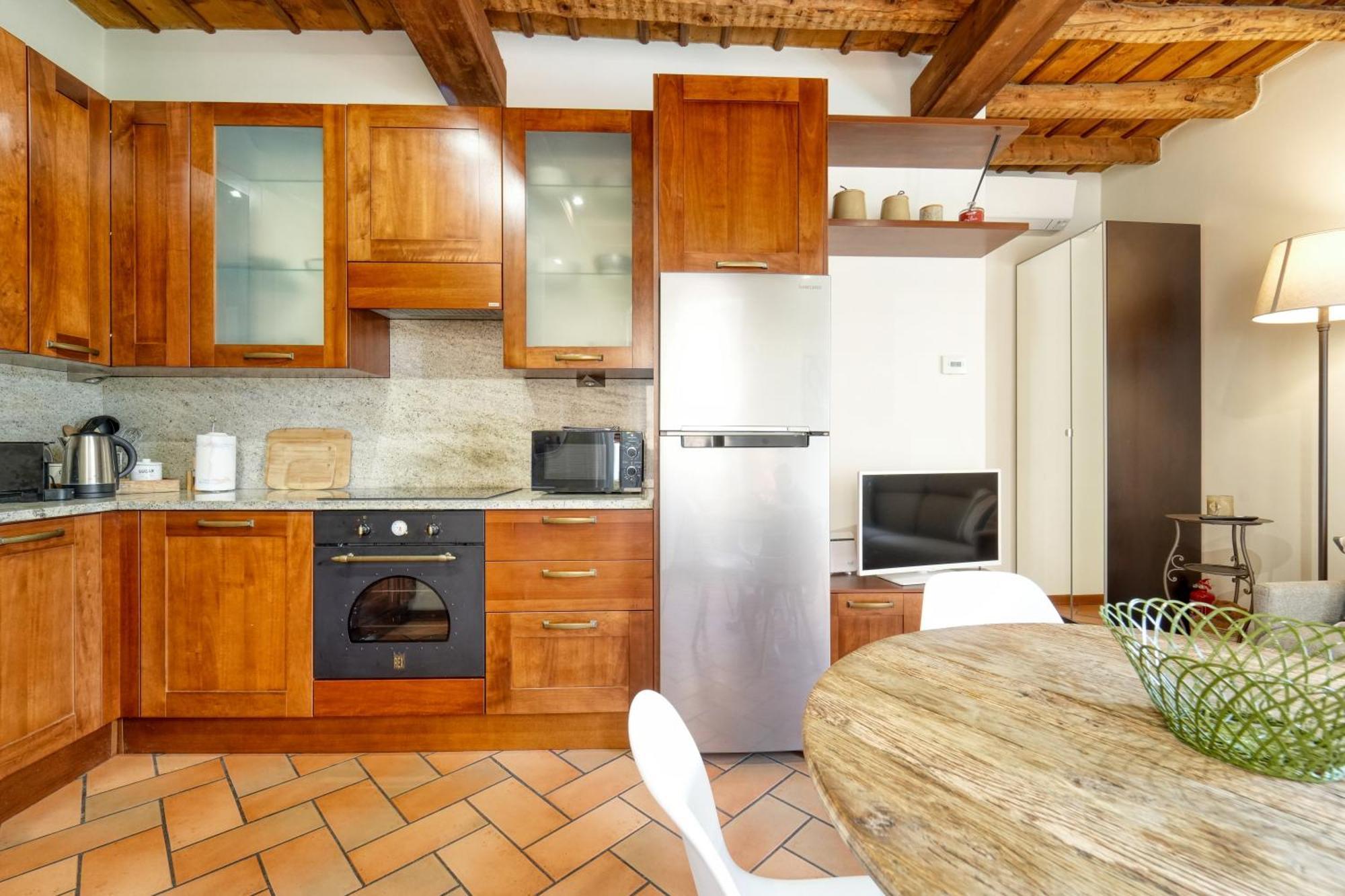 Casa Di Milo Apartment เชอร์นอบบิโอ ภายนอก รูปภาพ